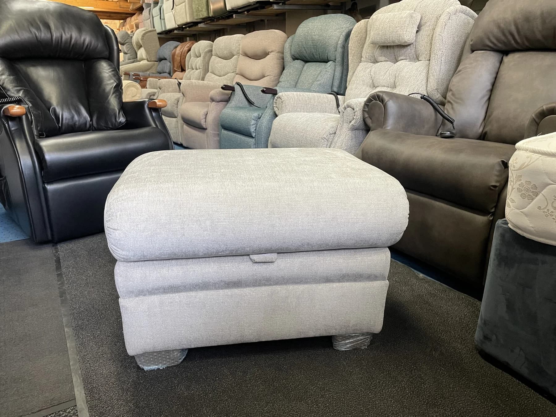 Parker Knoll LifeStyle Storage Footstool in Caladale Oyster