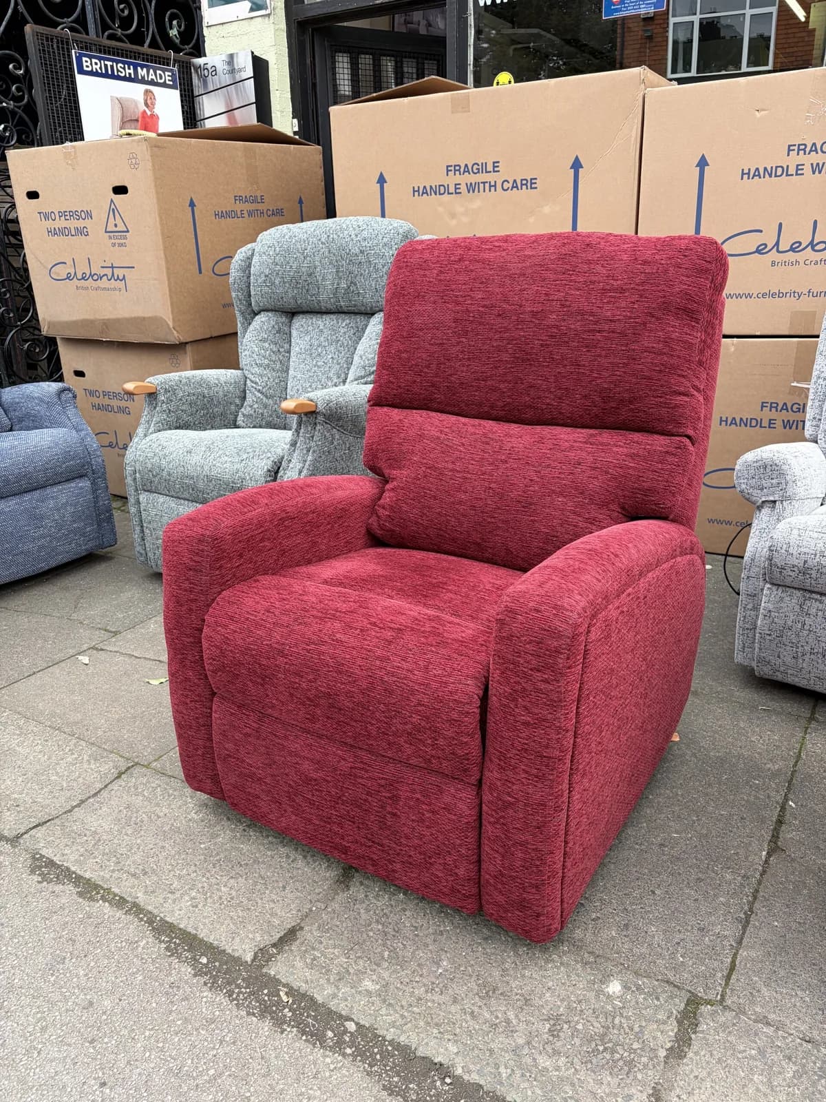 Celebrity Southwell Standard Size Triple Motor CLOUD ZERO Riser Reciner with Adjustable Headrest and Adjustable Lumbar Support in Buckley Claret — photograph 1