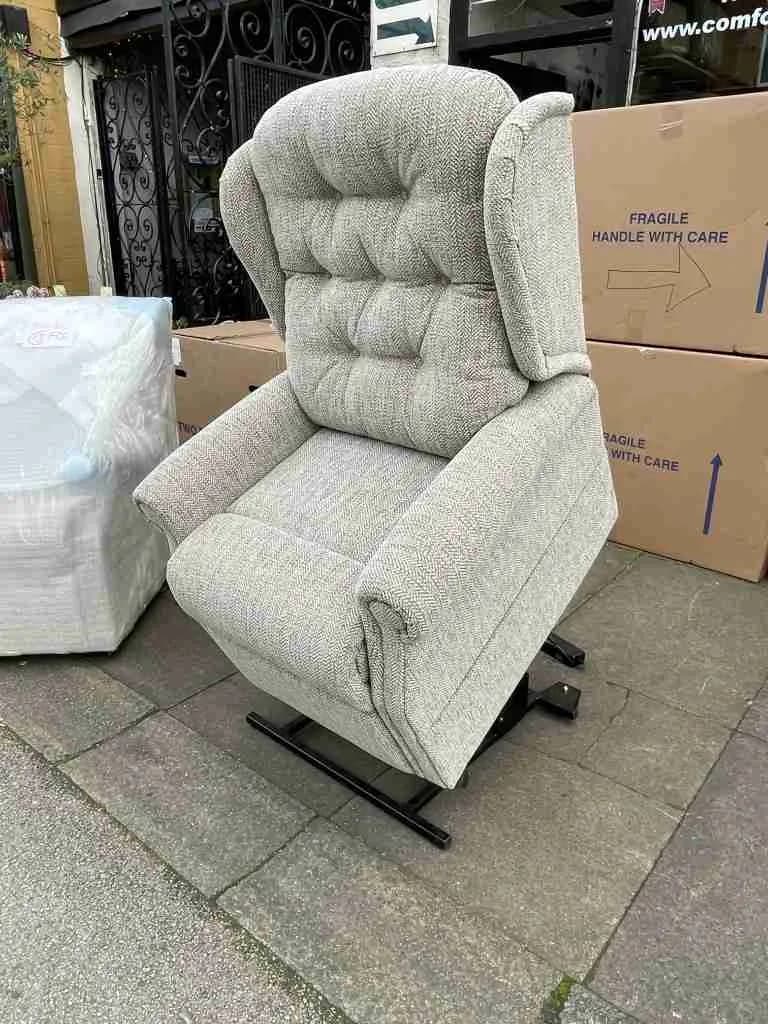 Woburn Higher Leg Lift Single Riser Recliner in Dolby Moss — photograph 1