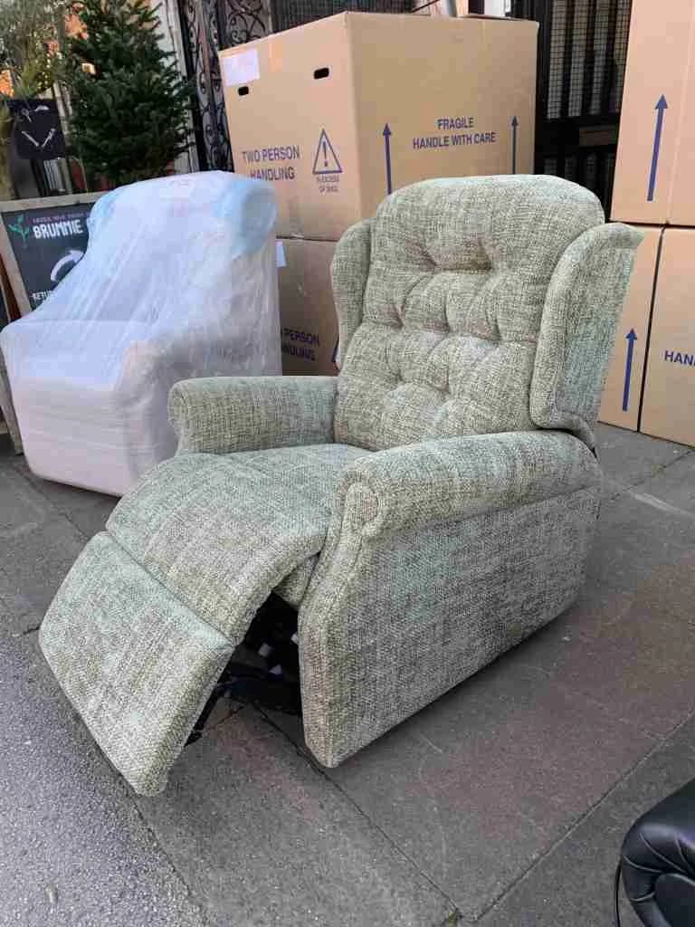 Celebrity Woburn Electric Powered Recliner in Weave Sage — photograph 1