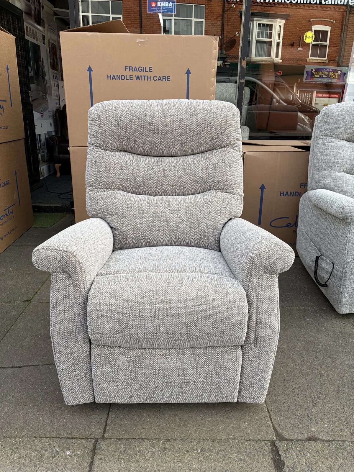 Celebrity Hollingwell Large Size Dual Motor Motor Riser Recliner Chair in Dalby Moss — photograph 1