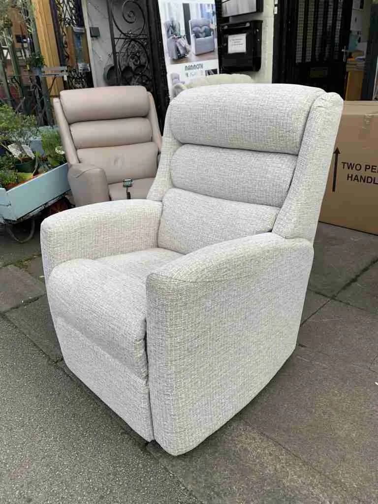 Celebrity Somersby Fixed Standard Chair in Byron Cappucinno — photograph 1