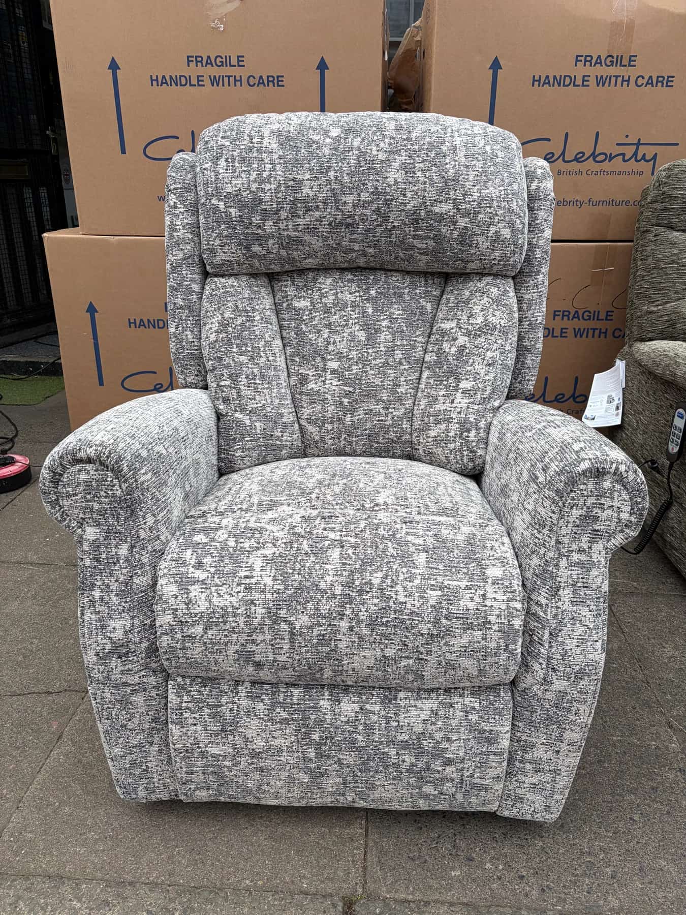 Ashfield Large dual-motor chair in Marble Fossil fabric, front view