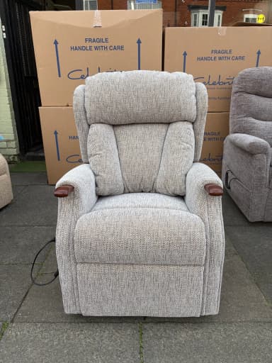 Canterbury Standard Cloud Zero riser recliner in Dalby Moss, upright front view