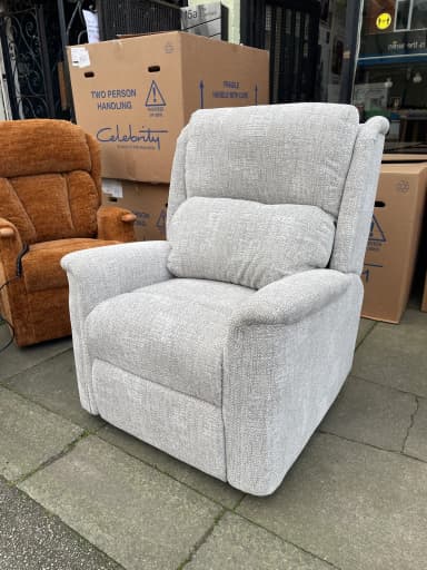 Farndon Large Cloud Zero chair in Montage Pebble fabric, upright front view