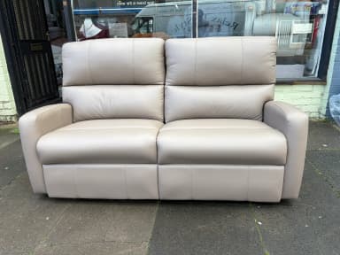 Southwell three-seater electric reclining settee in Lena Pochino leather, upright front view