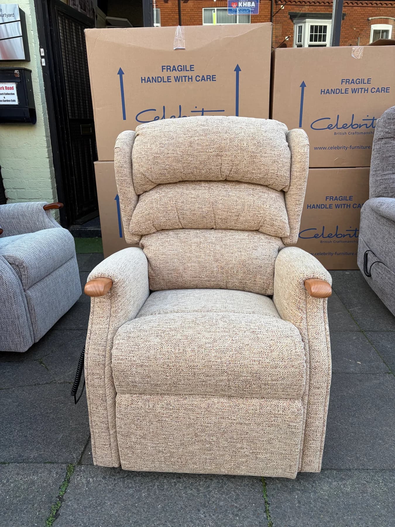 Westbury Standard Cloud Zero riser recliner with adjustable headrest in Lucia Camel, upright front view